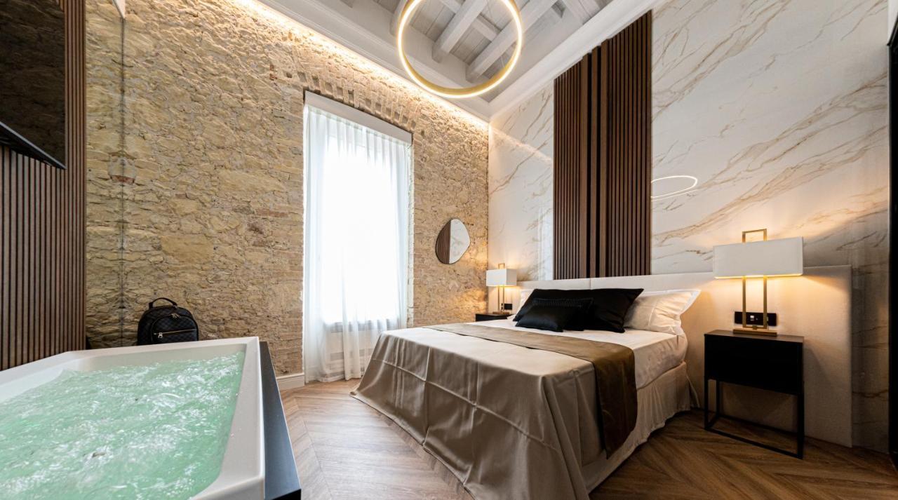 Nero Luxury Suites Cagliari Luaran gambar
