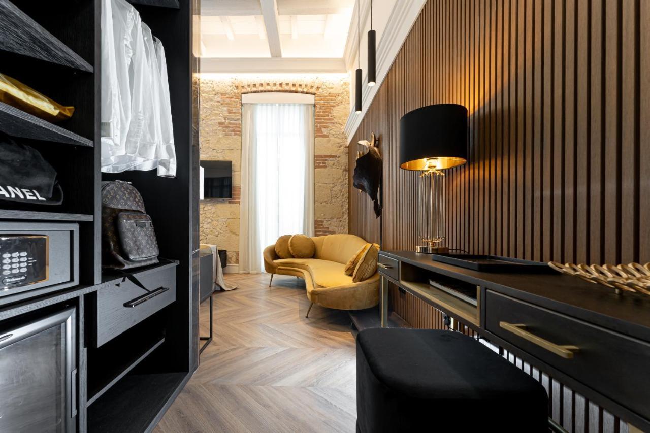 Nero Luxury Suites Cagliari Luaran gambar