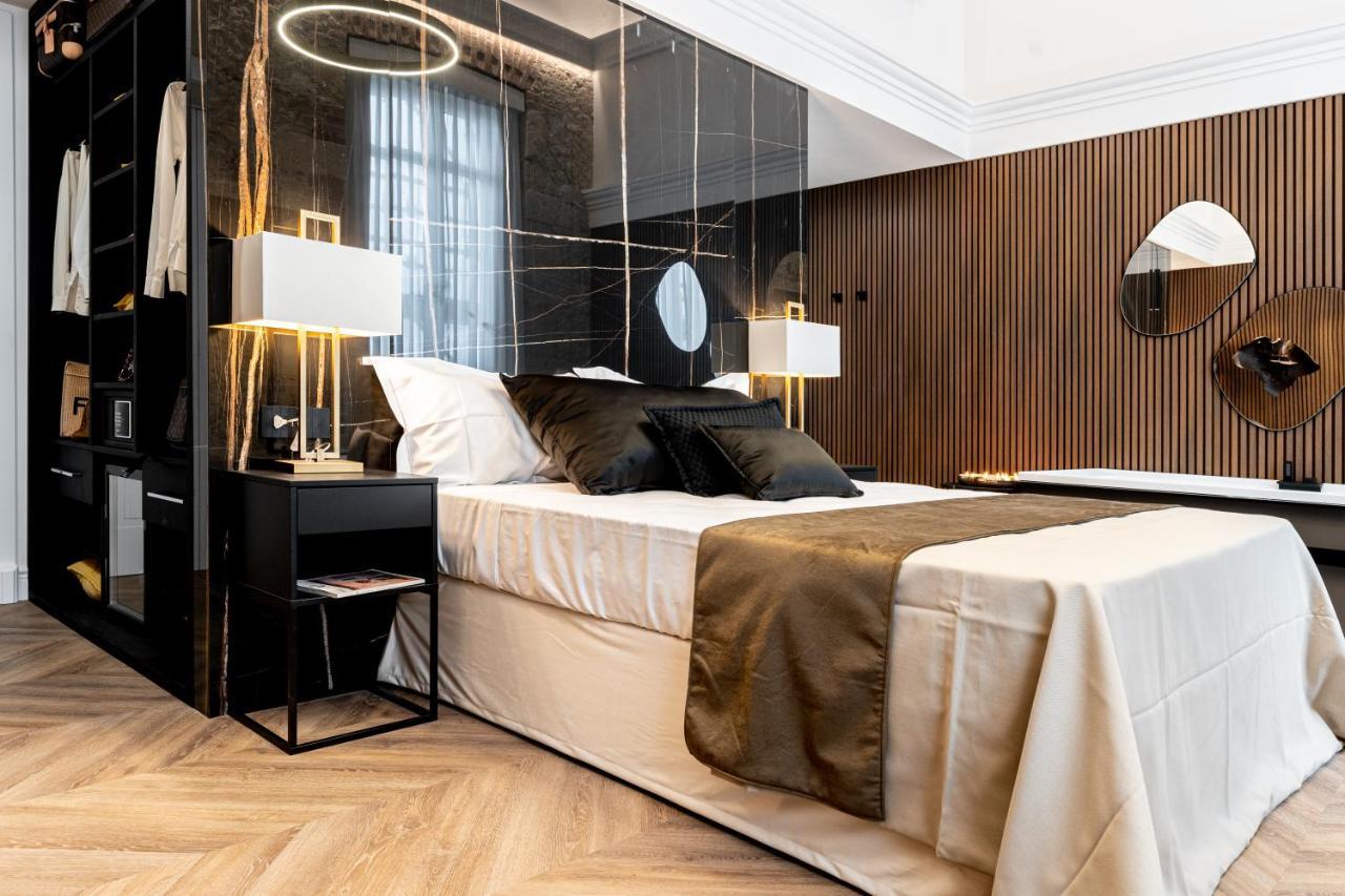 Nero Luxury Suites Cagliari Luaran gambar