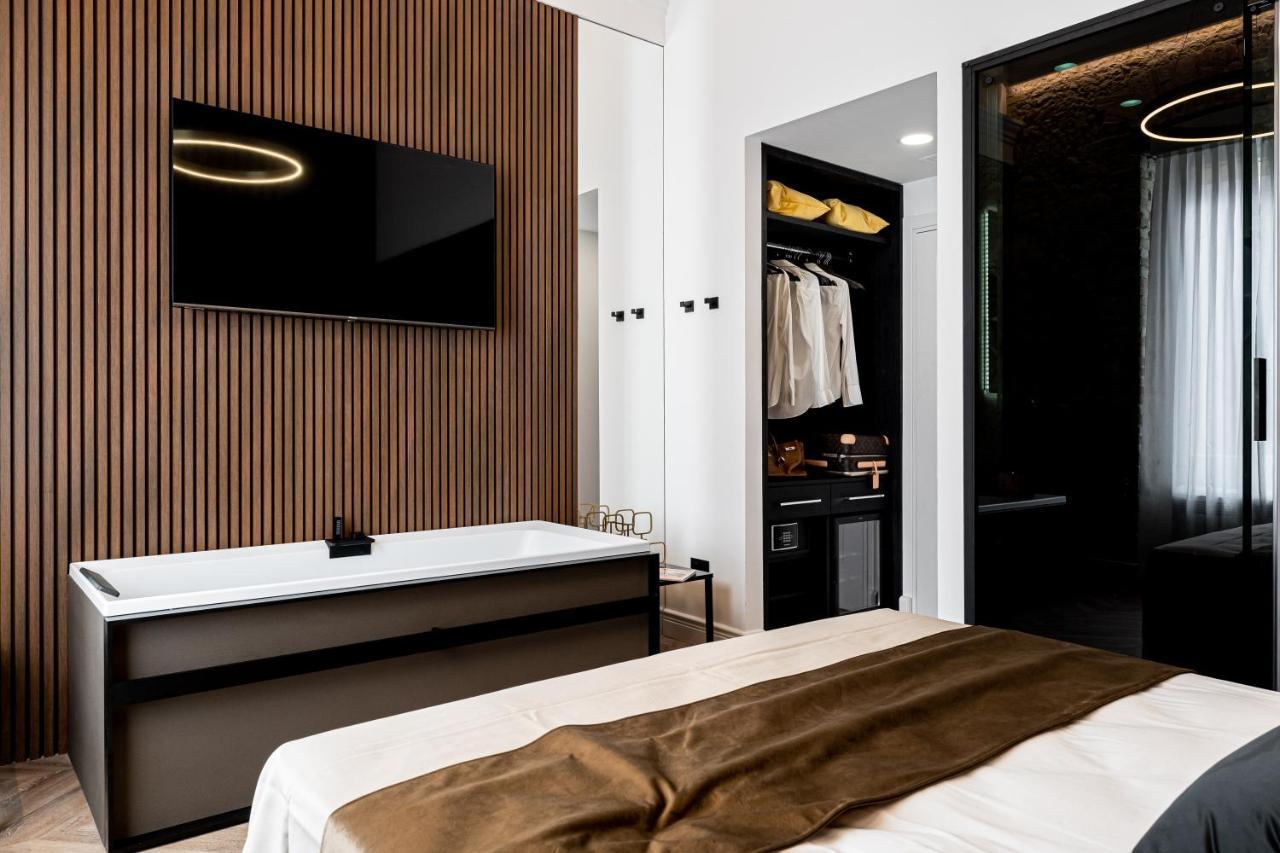 Nero Luxury Suites Cagliari Luaran gambar