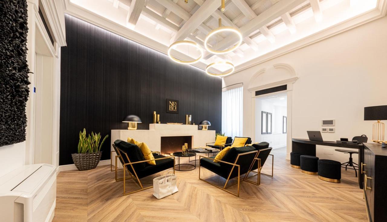 Nero Luxury Suites Cagliari Luaran gambar