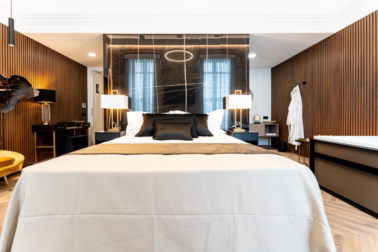 Nero Luxury Suites Cagliari Luaran gambar