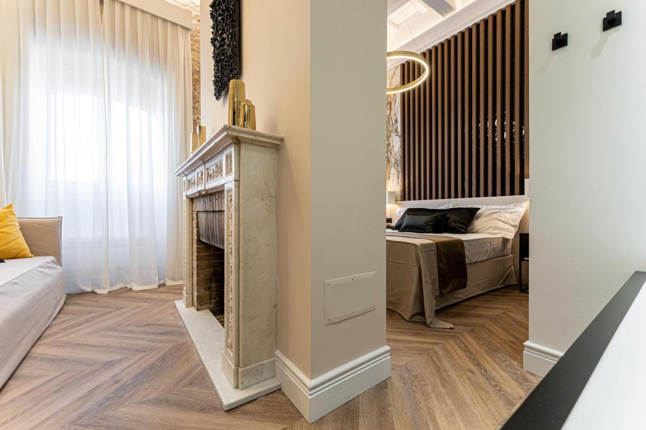 Nero Luxury Suites Cagliari Luaran gambar