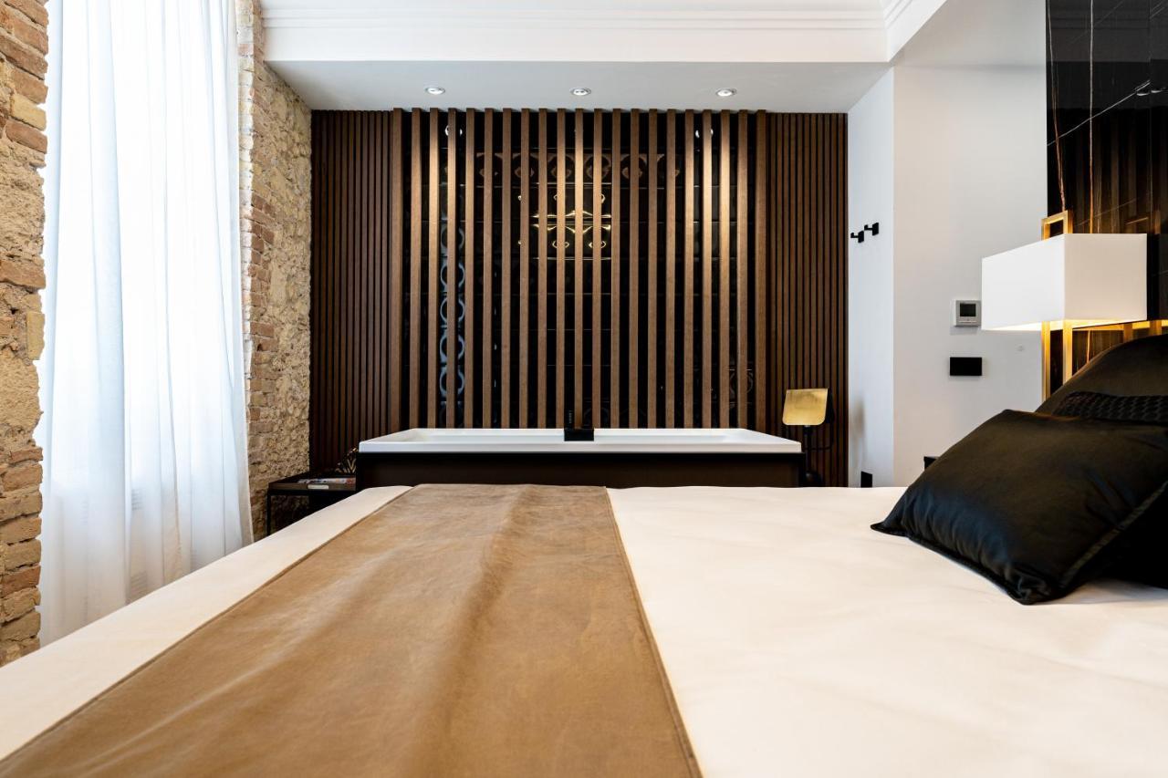 Nero Luxury Suites Cagliari Luaran gambar