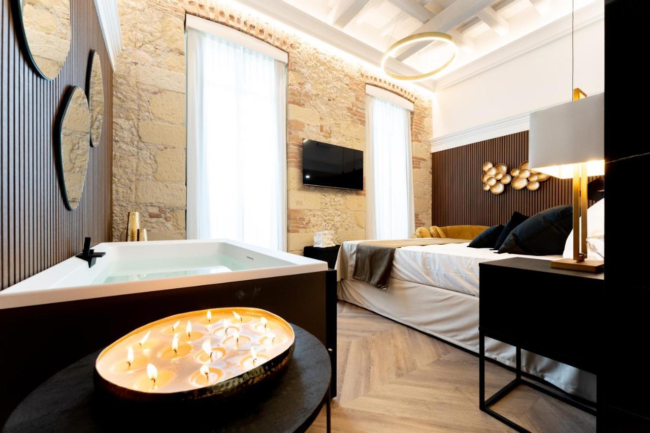 Nero Luxury Suites Cagliari Luaran gambar