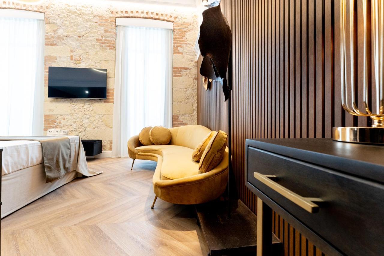 Nero Luxury Suites Cagliari Luaran gambar